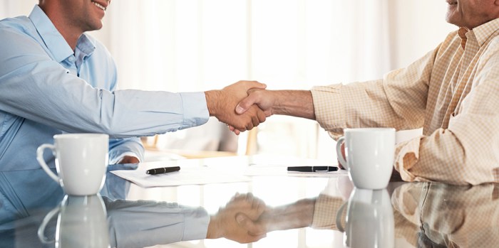 Life insurance agent broker